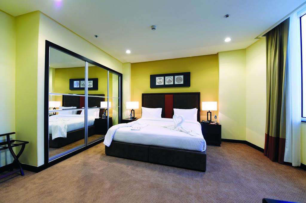 Orange Suites Hotel