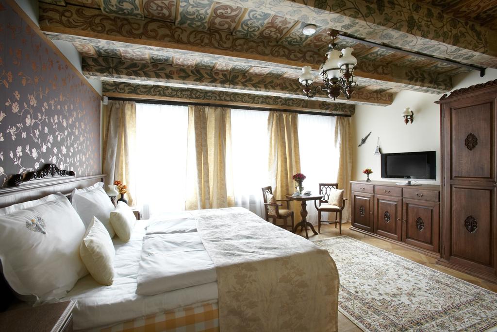 Residence U Cerneho Orla