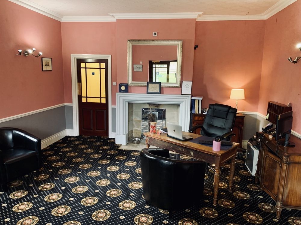 Charlton Kings Hotel