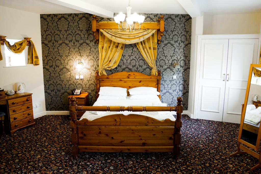 Whiston Hall Hotel & Golf Club
