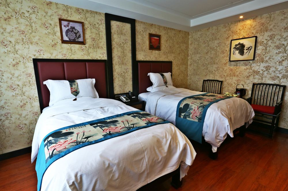 Lypin Courtyard Hotel (South Luogu Alley Branch)