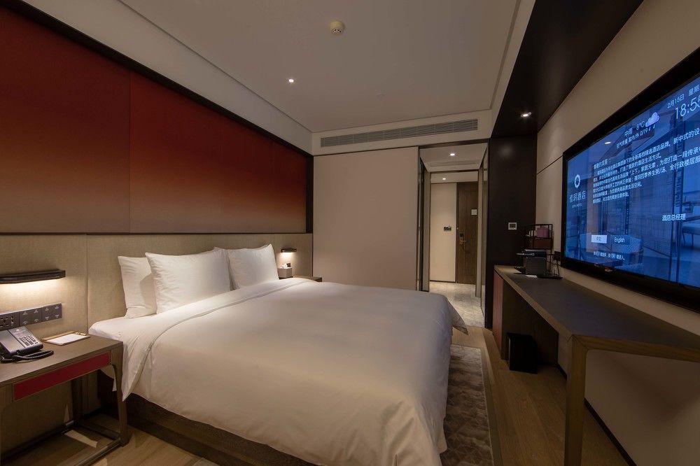 JOYA Shanghai Xujiahui Hotel