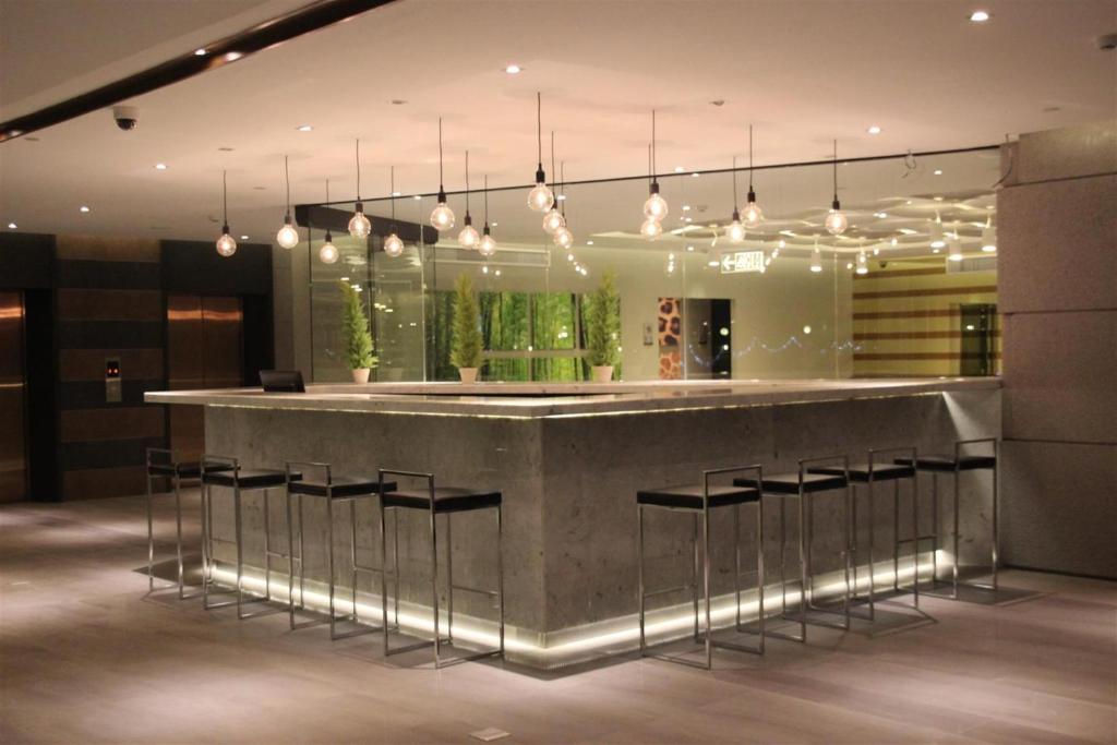 Season Five Hotel
