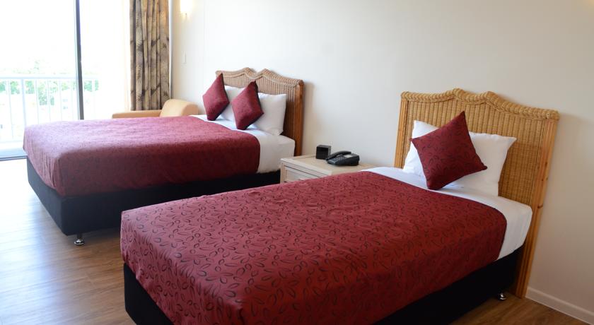 Acacia Court Hotel