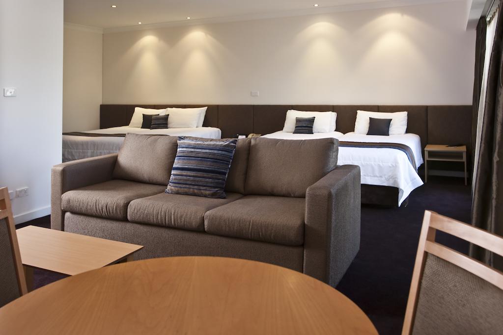 Executive Inn