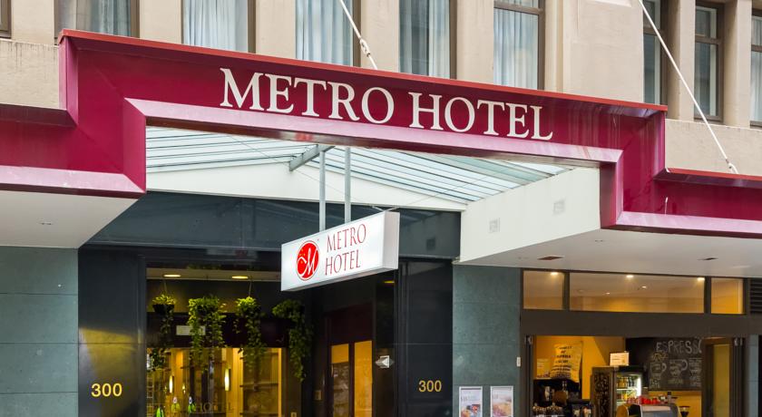 Metro Hotel on Pitt