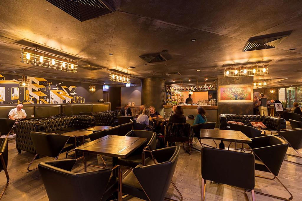 Rydges World Square
