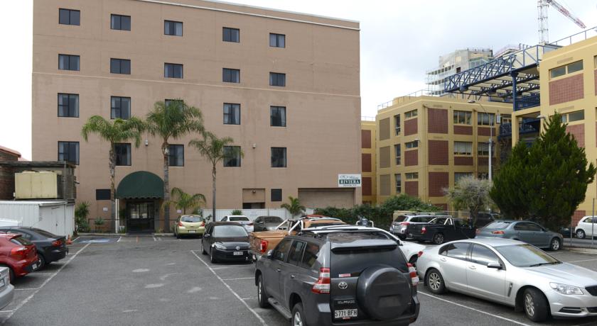 Adelaide Riviera Hotel