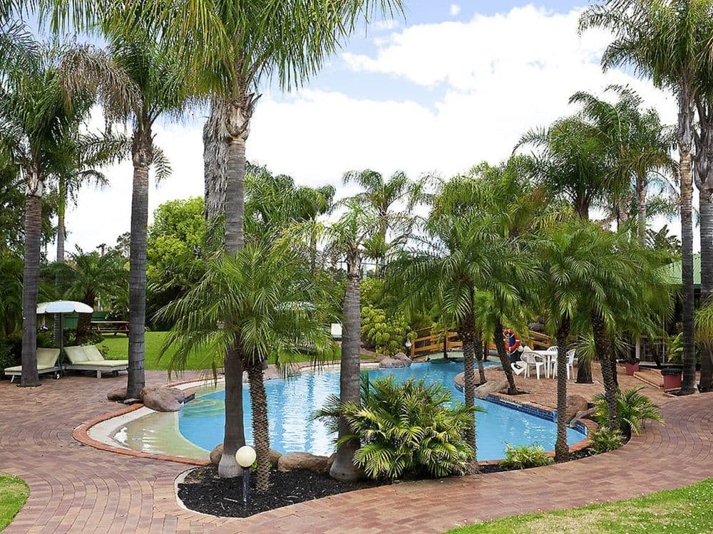Swan Hill Resort