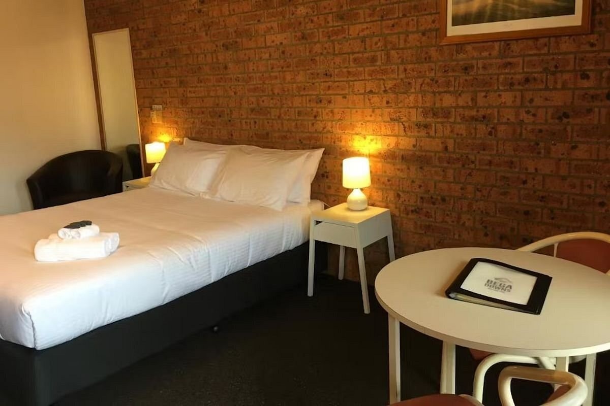 Bega Downs Motor Inn