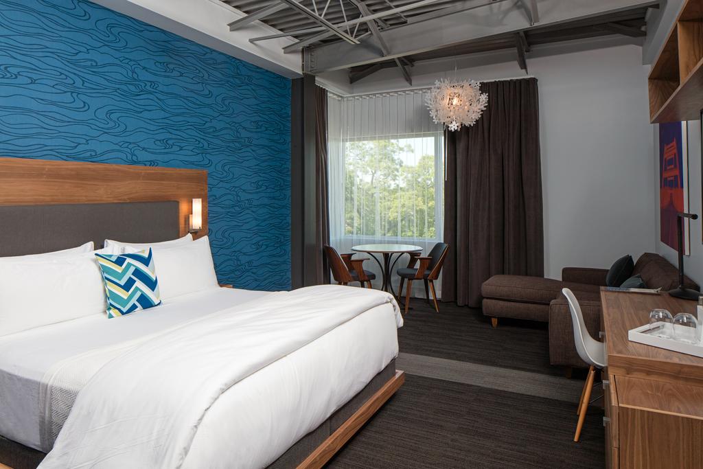 Hotel Eleven