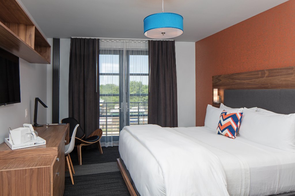 Hotel Eleven