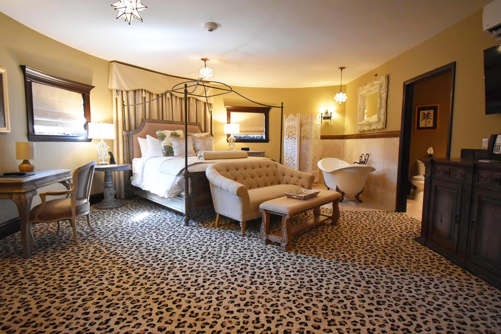 The Detroit Club-Hotel