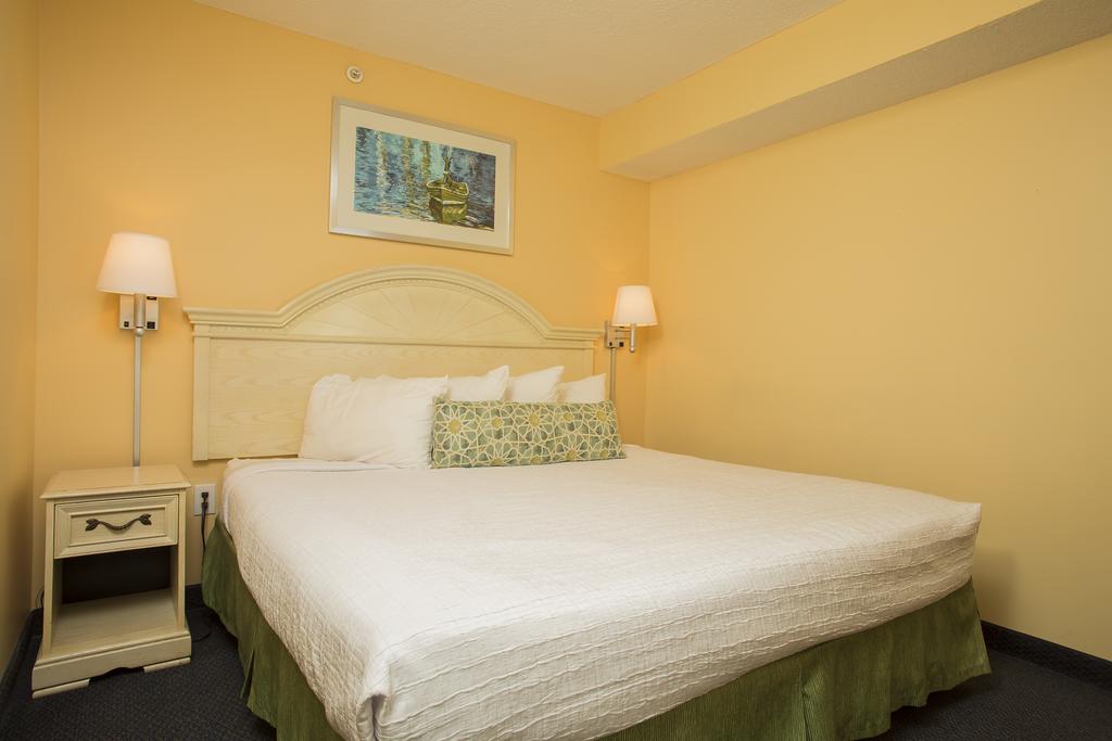 Grande Shores Ocean Resort