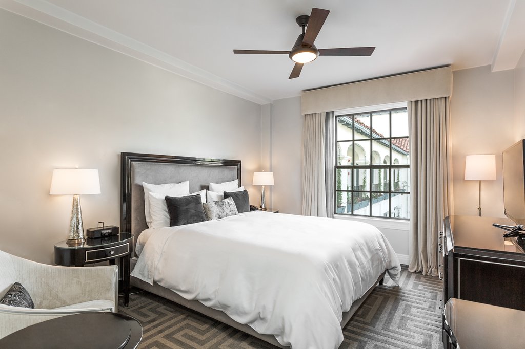 Montecito Inn