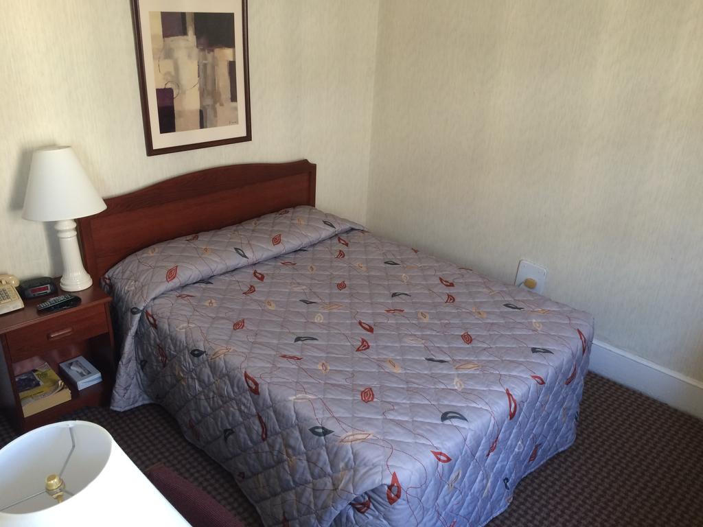 Hotel Harrington