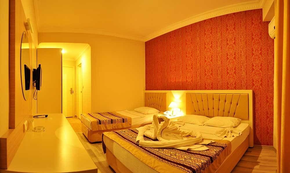 Klas Dom Hotel