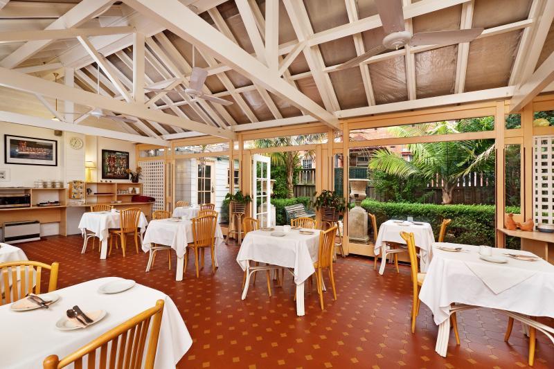 McLaren Hotel