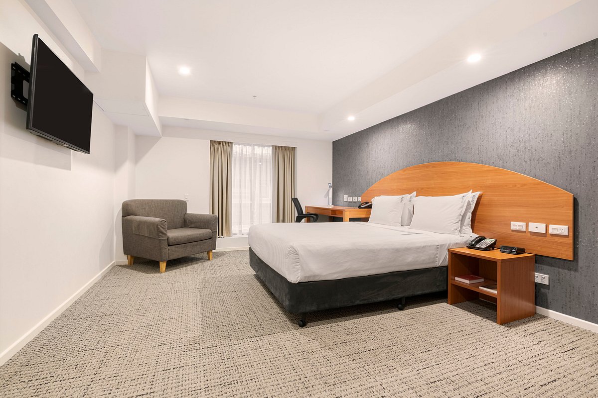 Furama Darling Harbour (Formerly Holiday Inn)