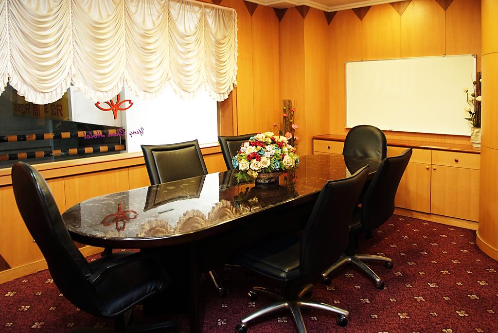 Ying Zhen Hotel
