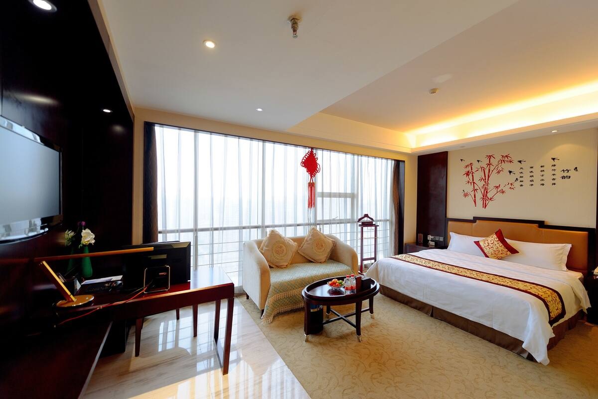 Xingsha Huatian Grand Hotel