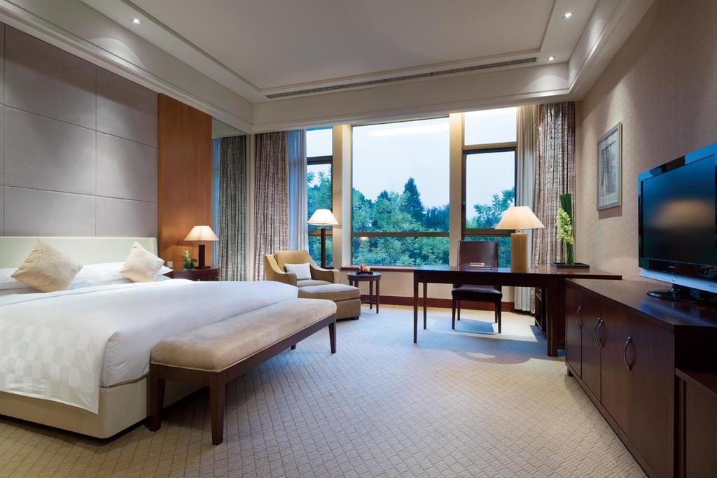 Jinji Lake Grand Hotel