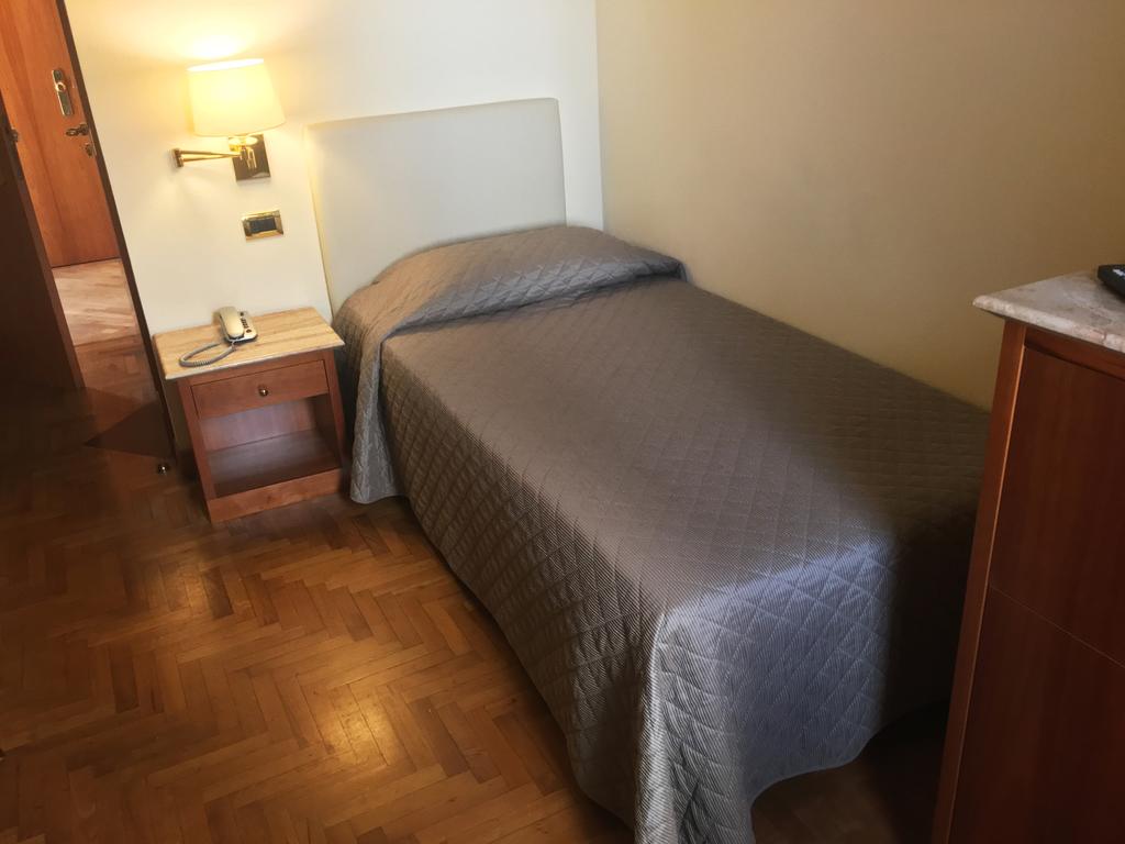 Hotel Airone