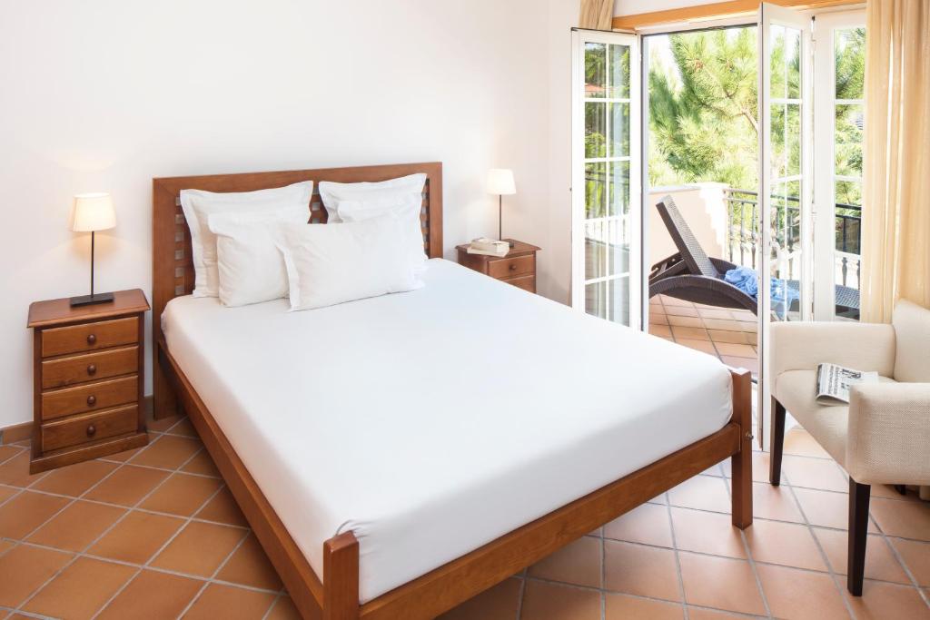 The Beachfront Praia D'el Rey Golf & Beach Resort