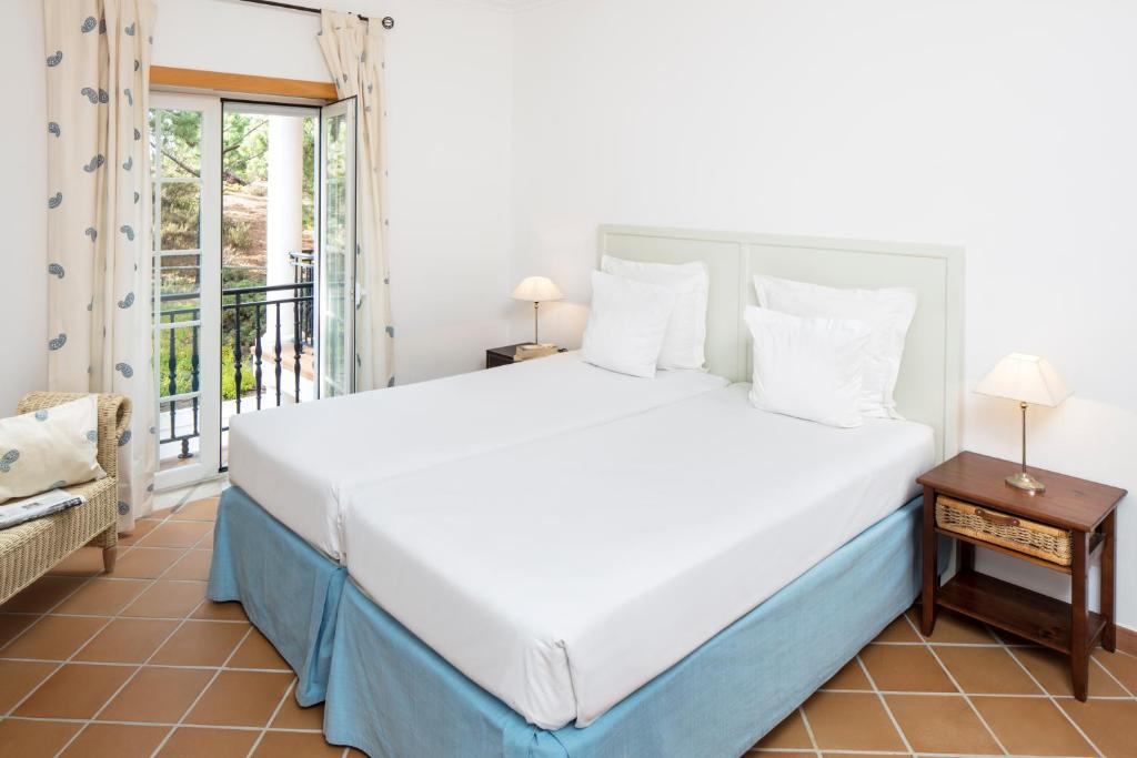 The Beachfront Praia D'el Rey Golf & Beach Resort