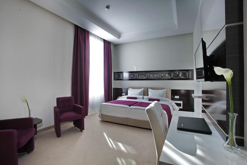 Hotel Theater Belgrade