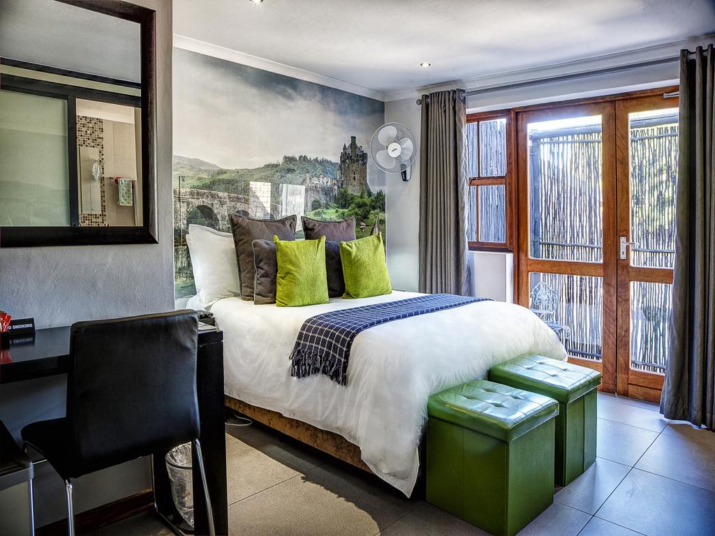 Yalla Yalla Boutique Hotel