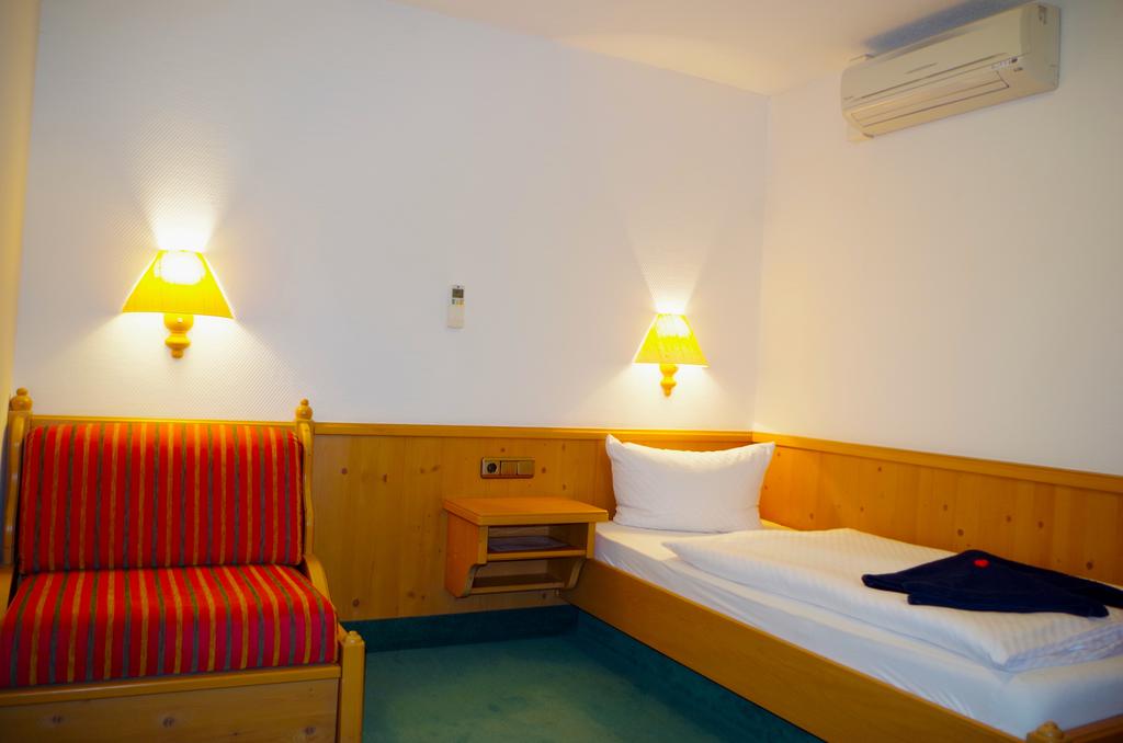 Hotel Alttolkewitzer Hof Dresden