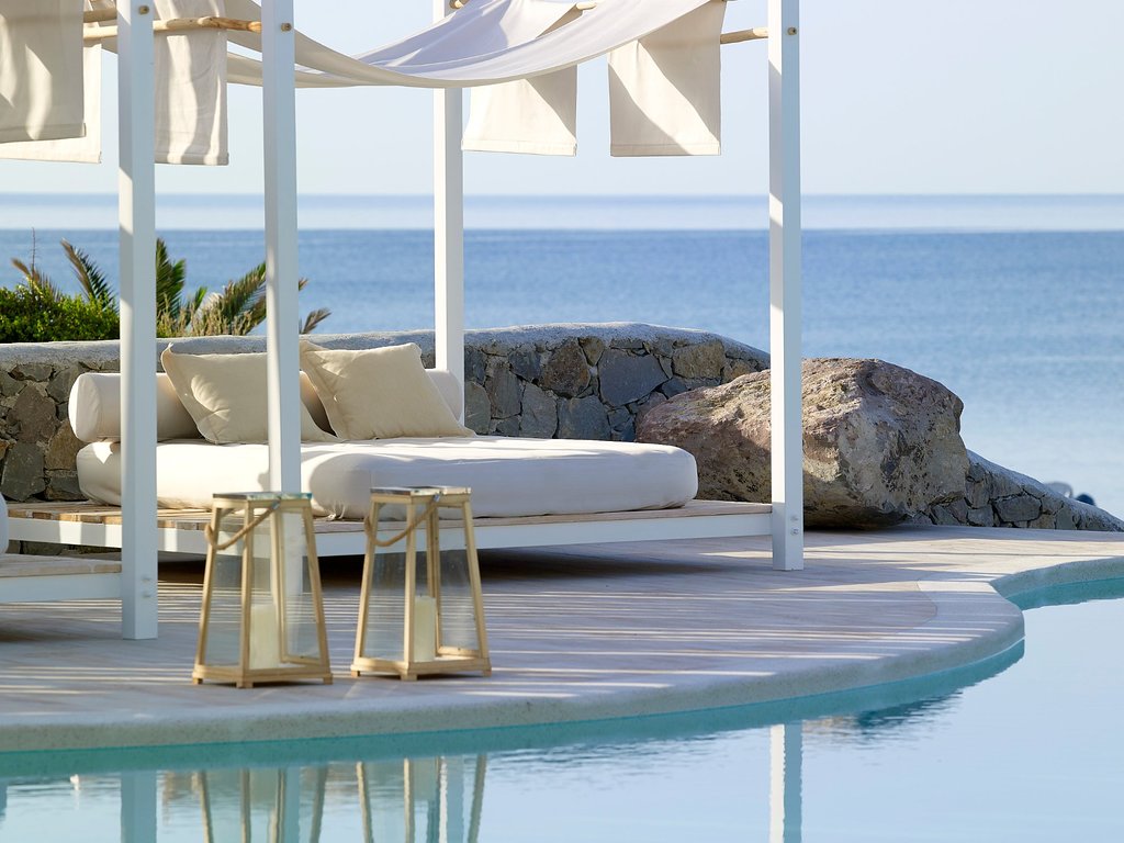 Artemis Seaside Resort (Formerly Artemis Deluxe Rooms)