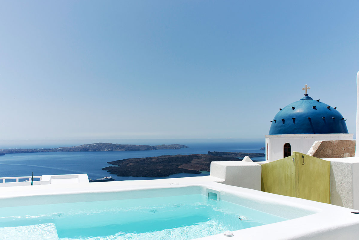 Blue Dolphins Apartments & Suites