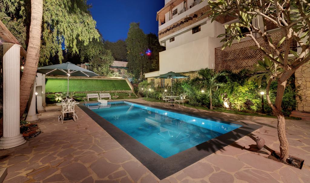 WelcomHeritage Mani Mansion