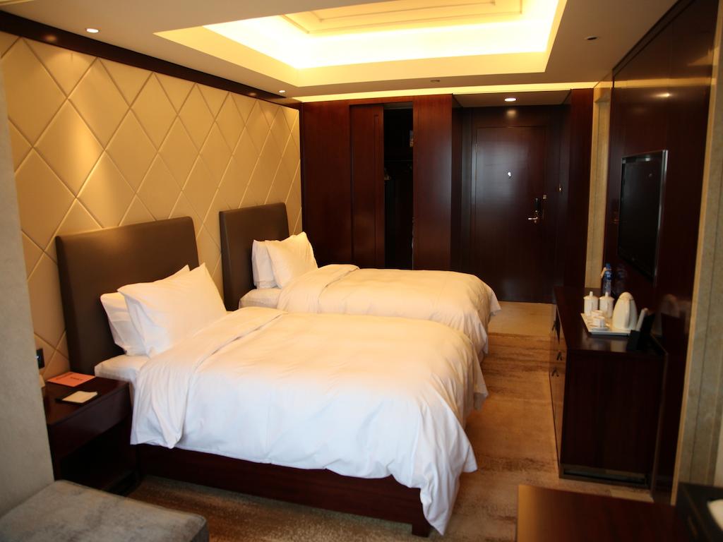 Shangling Boston Hotel
