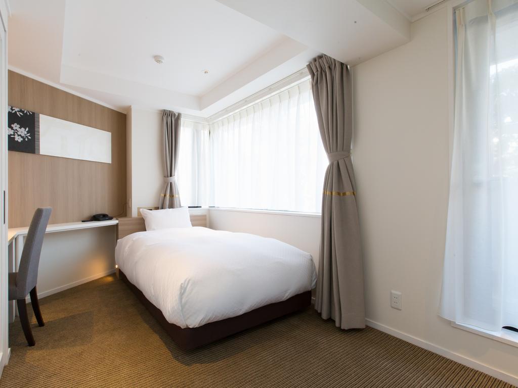 HOTEL SHIKI UTSUBO PARK