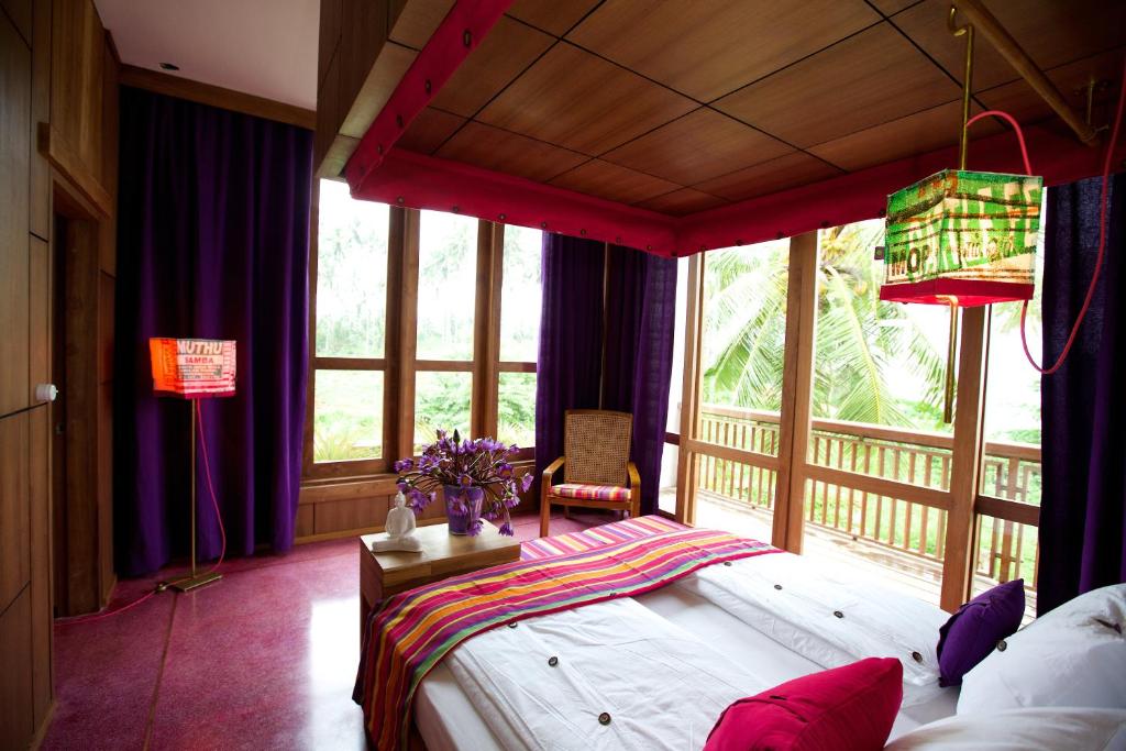 UTMT-Underneath the Mango Tree Hotel