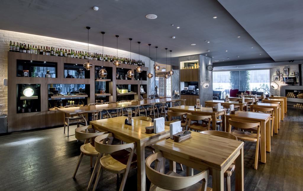 Carlton Hotel-Beida