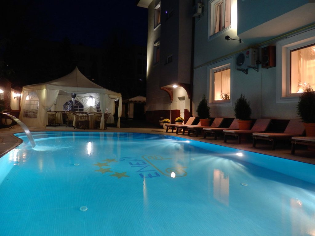 Eney Hotel