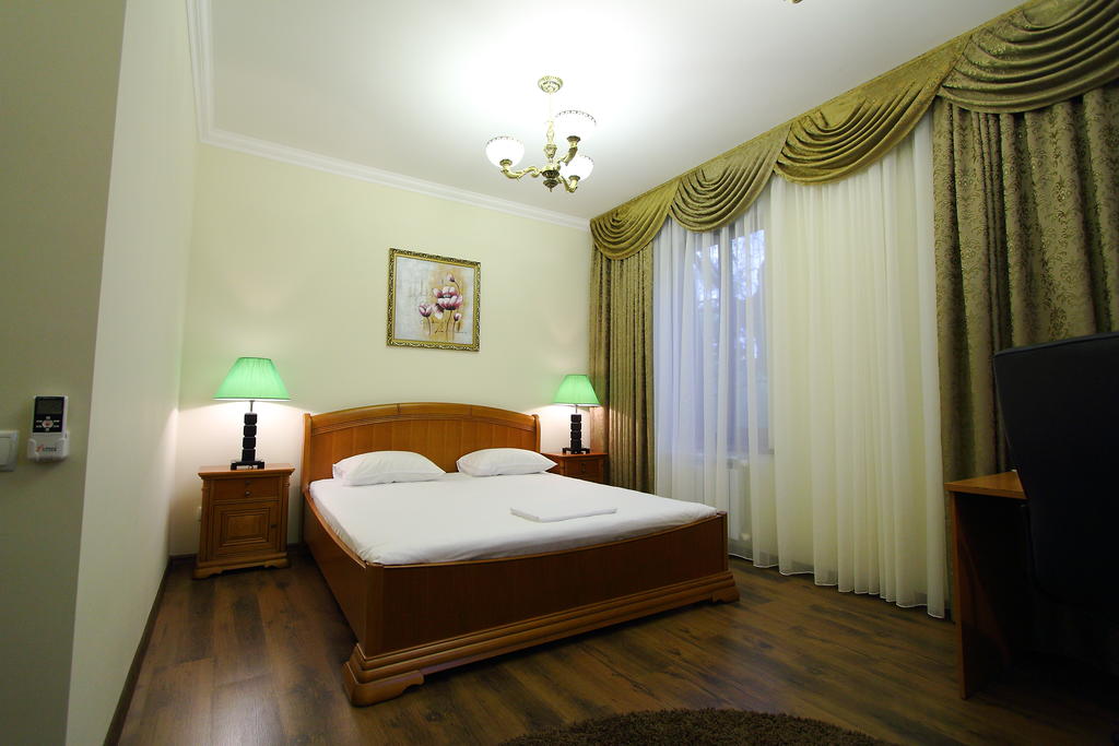 Boomerang Business Hotel
