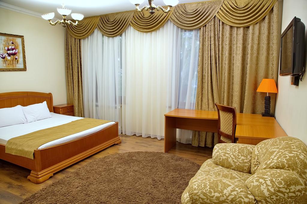 Boomerang Business Hotel