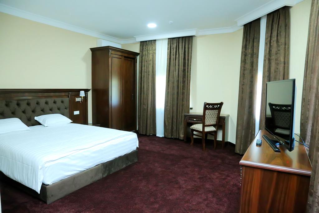Grand Capital Hotel