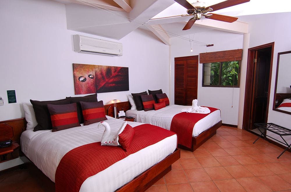 Buena Vista Luxury Villas & Tulemar Bungalows