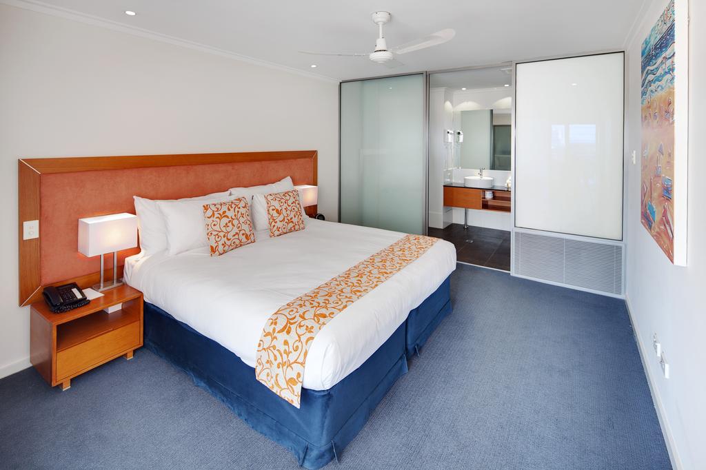 Seashells Resort