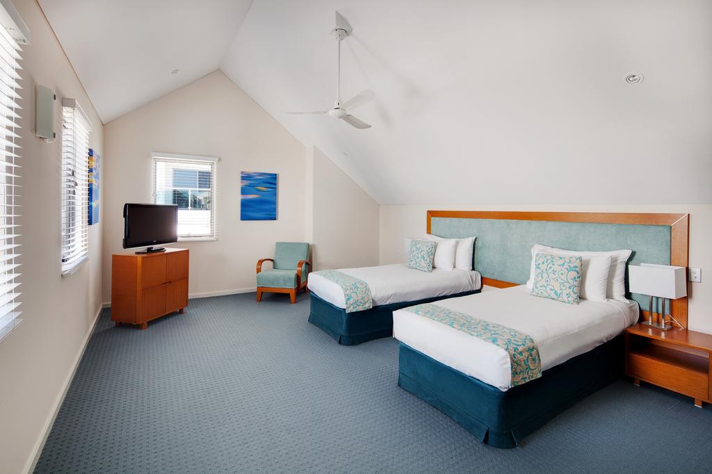 Seashells Resort