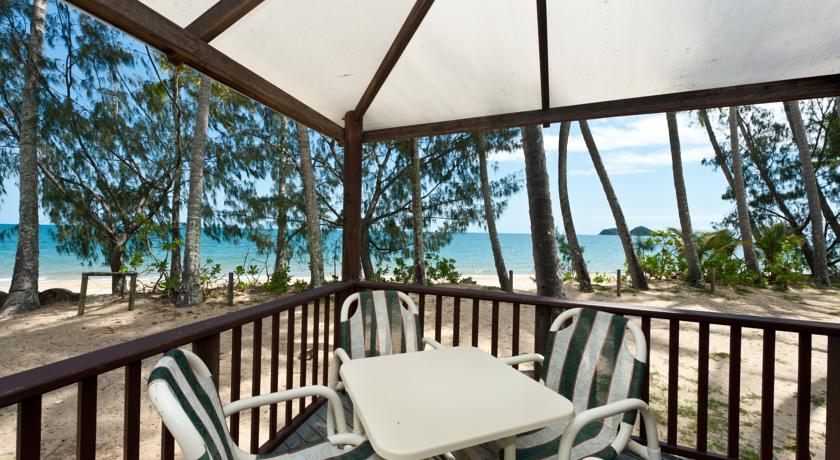 Ellis Beach Oceanfront Bungalows - Campground