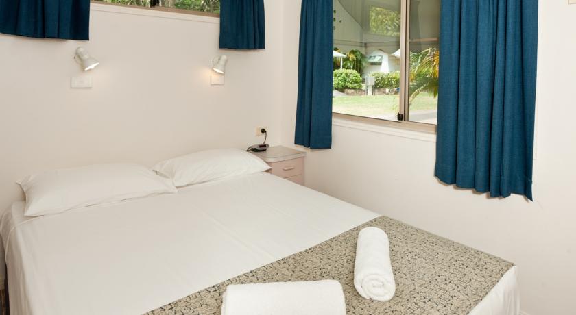 Ellis Beach Oceanfront Bungalows - Campground