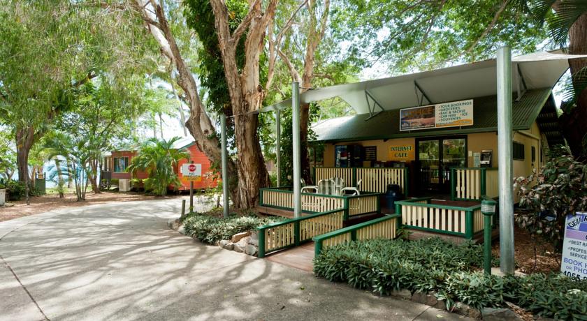 Ellis Beach Oceanfront Bungalows - Campground