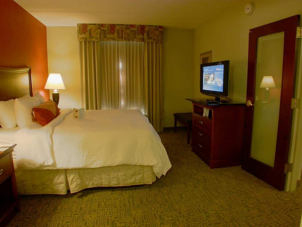 HILTON GARDEN INN FAYETTEVILLE/FORT BRAGG